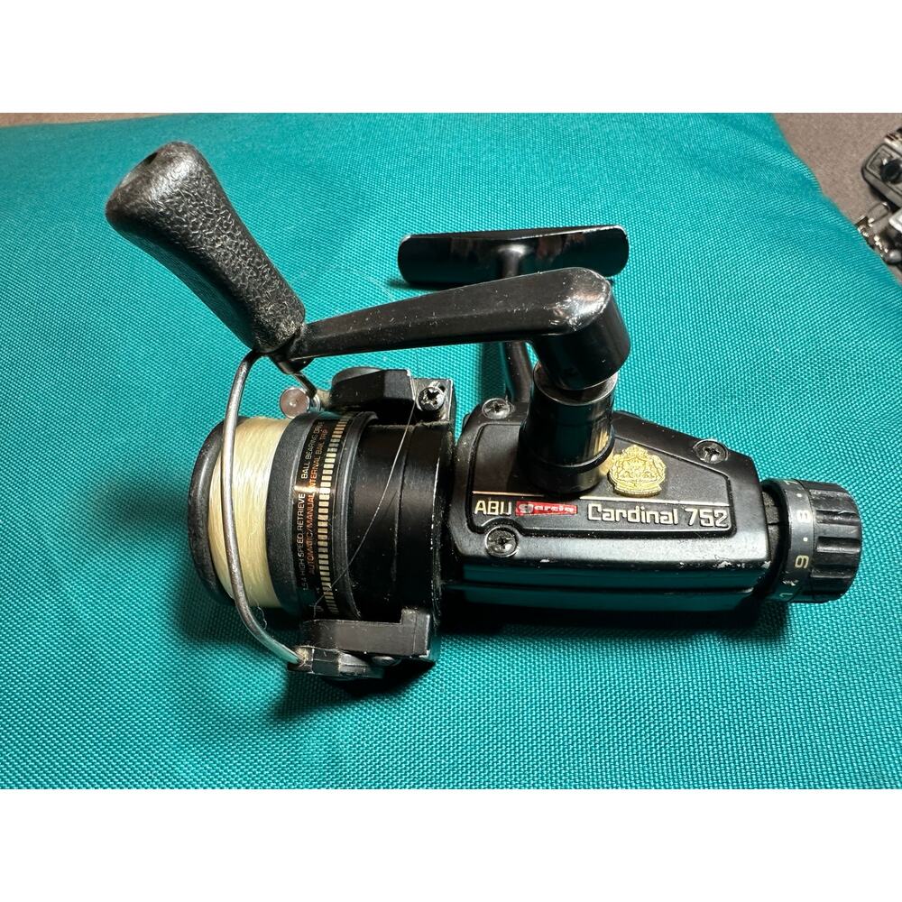Vintage Abu Garcia Cardinal 752 Spinning Reel Graphite Spool Ball Bearing